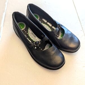 Aetrex Classic Black Mary Jane Shoes